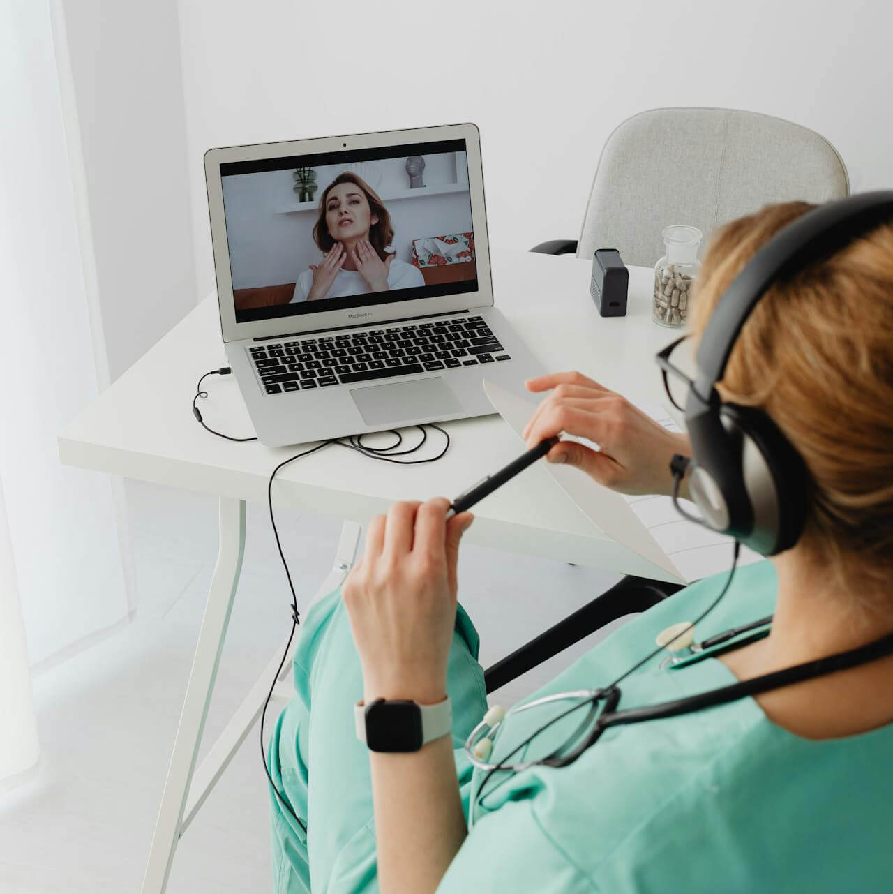 PHC vignette | Implementing telehealth interventions for primary care: challenges and possibilities